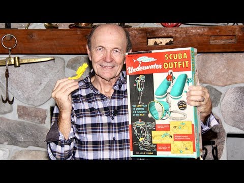 Vintage Scuba: Toys For Young And Old - S04E11