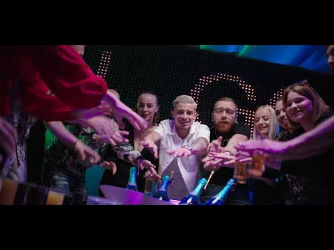 Gosch - C'est l'été (Clip officiel)