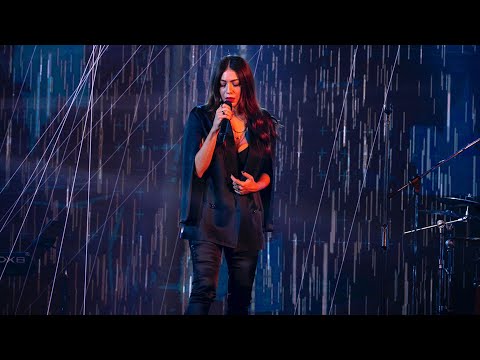 Valentina Parisse - Foglie rosse 🍂