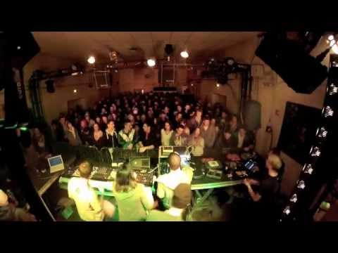 King HiFi feat. Peter Youth play WELL WELL