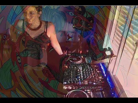 Paula oldschool psychedelic trance dj set @ Baú do Trance Live