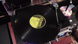Tuxedo Junction - The Manhattan Transfer (33 rpm)