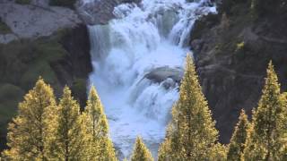 preview picture of video 'Lower and Upper Mesa Falls near Yellowstone National Park'