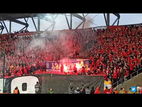 2023.03.19 Widzew Łódź - Lech Poznań spalenie flagi Fanatycy Kolejorza