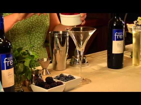 First Crush Non-Alcoholic Cocktail - Inspired Sips with The Liquid Muse - Small Screen