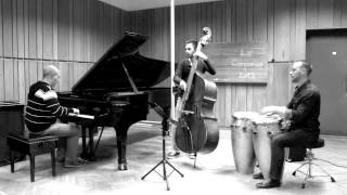 En memoria del pianista cubano Bebo Valdés