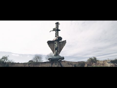 Wolf Vostell sembró el campo extremeño de arte