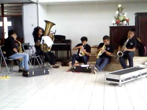 KEE 269 PEE 57 ENGGO MASAP DOSANGKU (Musik Tiup di GBKP Bandung Pusat)