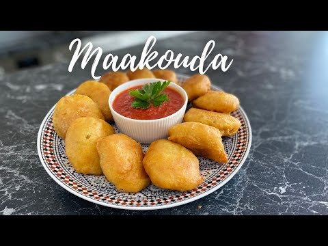 Moroccan Street Food: Maakouda (Potato Croquettes)/ معقودة