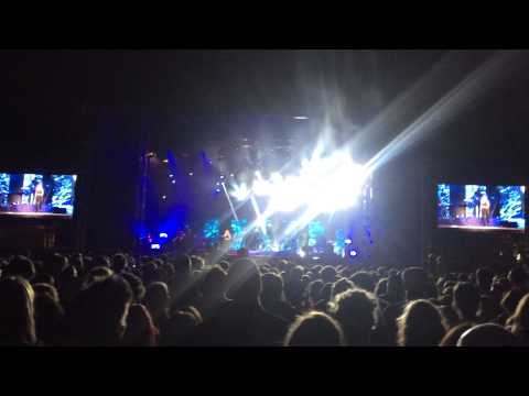 Ellie Goulding - Anything Could Happen (Way Out West, Gothenburg 2015)
