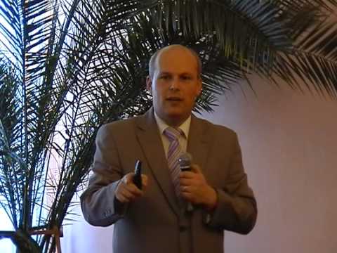 2  Edom a skalnaté mesto Petra, Marek Riečan