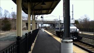 preview picture of video 'Acela Express and Northeast Regional at Kingston'