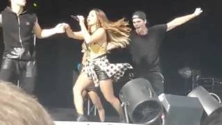 Becky G❤ Singing Bubblicious!❤