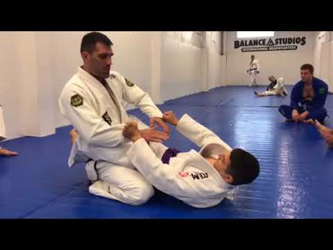 Wristlock from inside guard