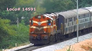 preview picture of video 'Puttaparti - Howrah Superfast Express steaming out of Anantapur'