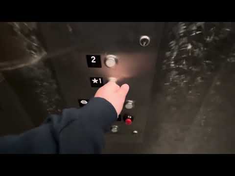 No edit, White Button Montgomery Hydraulic Elevator - Macy’s, Sherwood Place - Stockton, CA