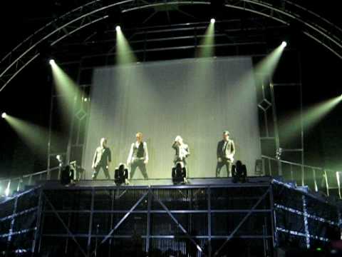 Backstreet Boys - This is Us Tour München 18.11.2009 - opening Backstreet's Back