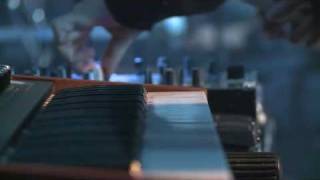 Miike Snow perform &quot;Sylvia&quot;