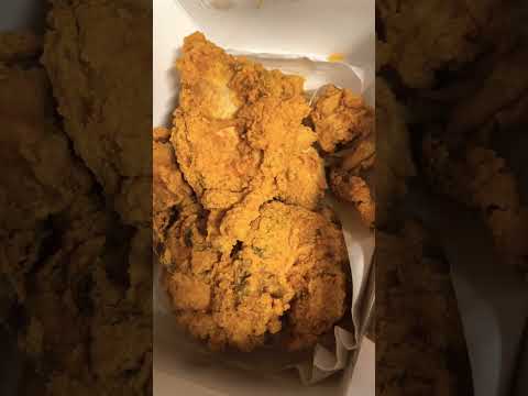 Fried Chicken from Publix Deli #shorts