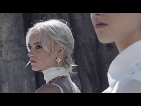 ELIE SAAB| Ready to Wear Spring-Summer 2021 |  HYMNE À LA VIE