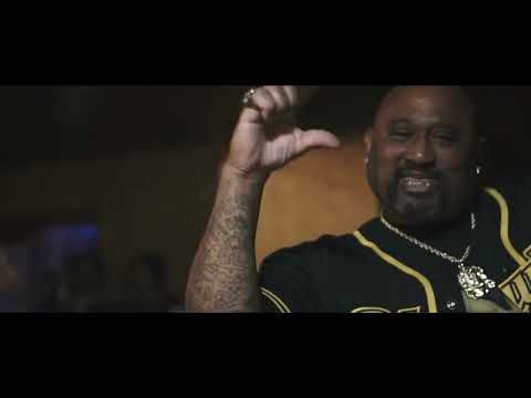 Smurf Nacho ft Scrillion -  Thuggin