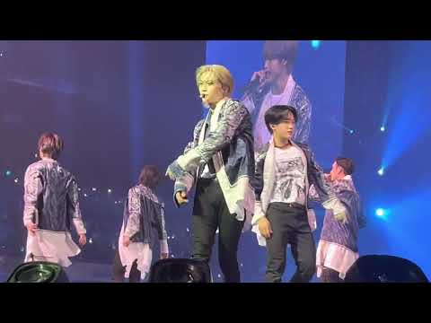 STRAY KIDS - Thunderous | Domino | God’s Menu - 110323