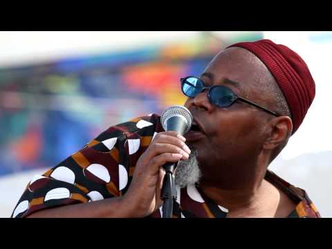 Behind the Lens with Leroy Hamilton - Dwight Trible in Leimert Park