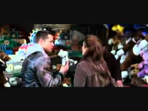 Angelina Jolie - Mondo Bongo