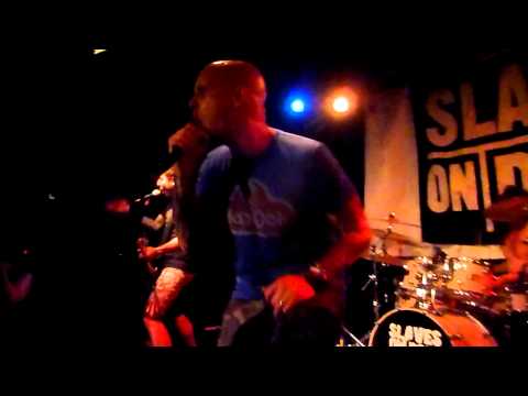 Slaves On Dope - Unraveling (Live In Montreal)