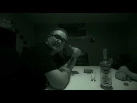 Eko aka GreenArrow feat. Topek - Rozmyty makijaż (prod. by discent)