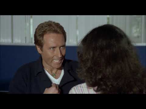 Poliziotto Sprint - Scena in Concessionario Lancia