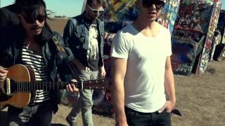 Atomic Tom - &quot;The Moment&quot; (Live from Cadillac Ranch)