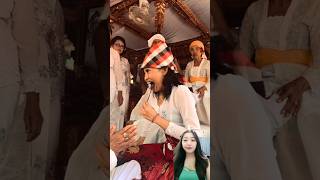 Download lagu Cewek bali kerawuhan atau kesurupan #culture #balineseculture #budaya #balinesetradition #hindu mp3 Download lagu Cewek bali kerawuhan atau kesurupan #culture #balineseculture #budaya #balinesetradition #hindu mp3