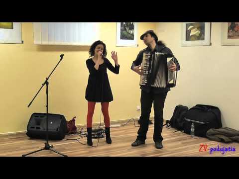 Lucia Šoralová - Červená