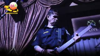 Download lagu Jamrud - Sik Sik Sibatumanikam (DELTA CLUB Pondok Indah - 28 Agust 15) mp3