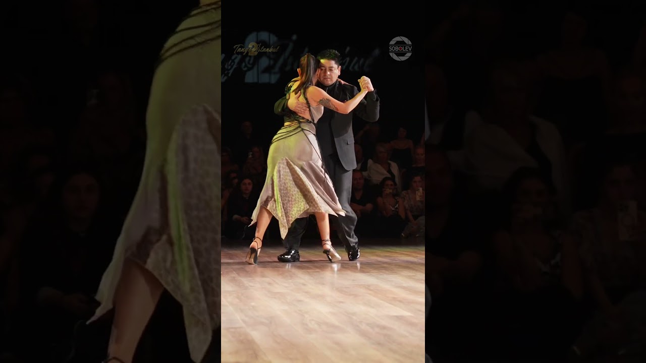 Video thumbnail for Roxana Suarez & Carlitos Espinoza – Sharp, Elegant, D’Arienzo