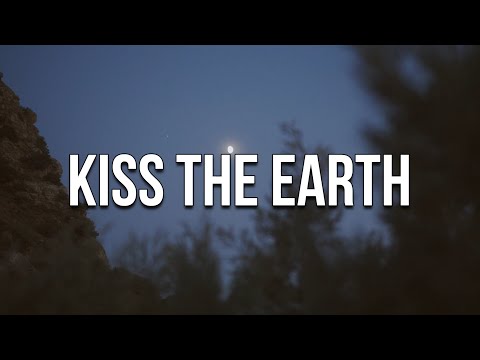 Ajeet Kaur - Kiss the Earth (Lyrics / Letra)