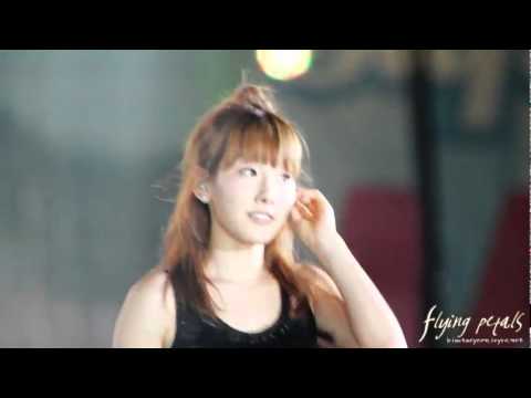 100821 SNSD Taeyeon ' Naeng Myeon ' @ SMTown 2010