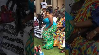 Now carry what you Choose 😂😂😂 #africafashion #nigerianwedding #wedding #africanclothing #africa
