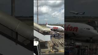 Download lagu Ceritanya Mau Ke Padang Naik Pesawat  #prank #storywa mp3