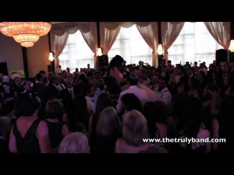 Toronto Jewish Wedding Band - Horah Dance - The Truly Band