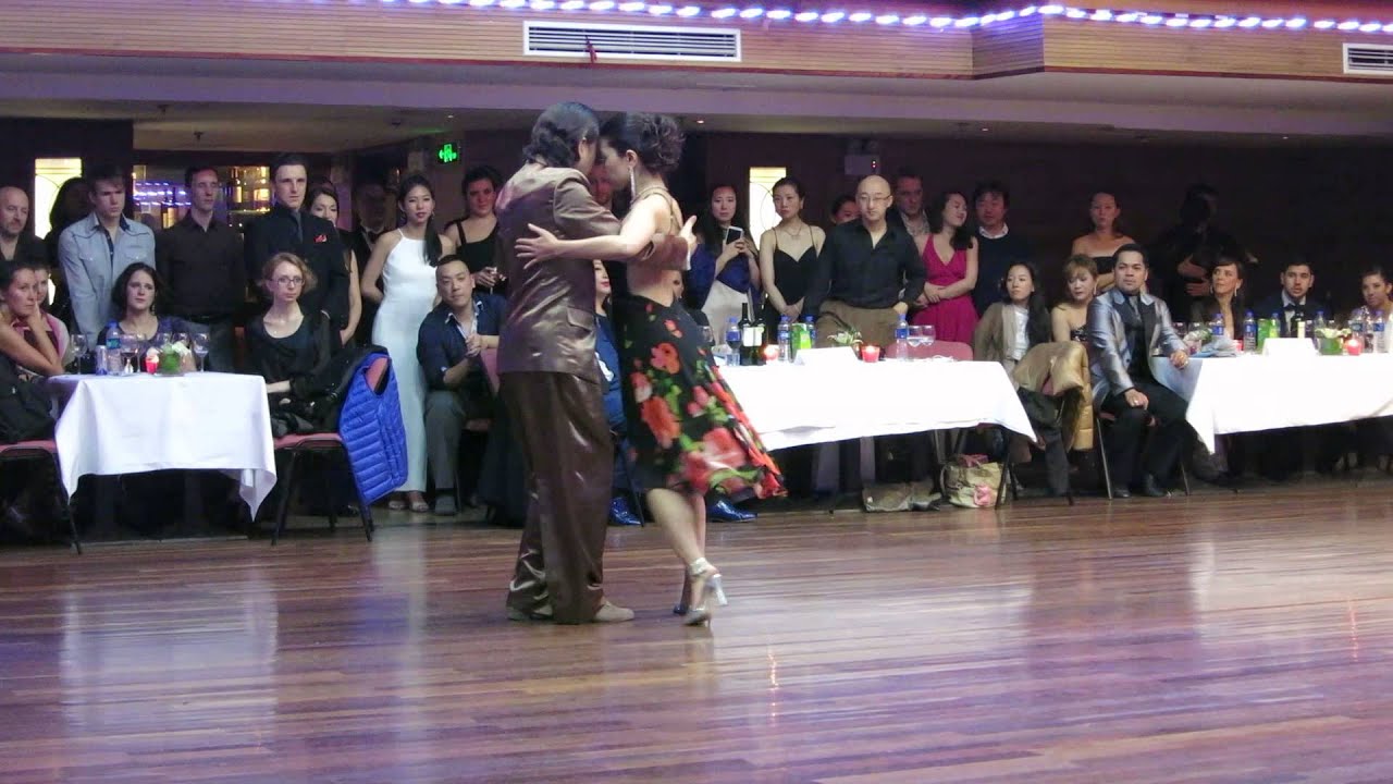 Raymond Chy y Lily Cheng (HK)  1/2 @2013 Shanghai Tango Marathon