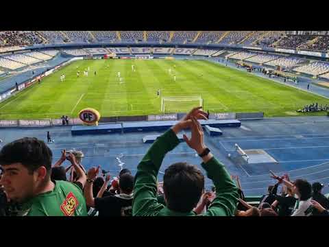 "Tu peor momento fue carnaval" Barra: Los Devotos &bull; Club: Deportes Temuco