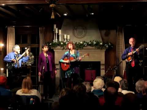 Robyn Helzner Trio - Banu Choshech L'gareish