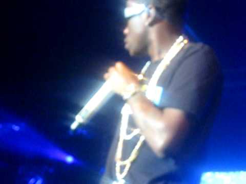 Tinchy Stryder Ft. Maveric  - Wreckless (Birmingham)