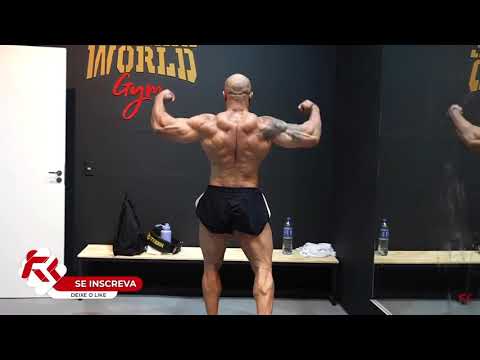 Julio Balestrin mostra shape atual