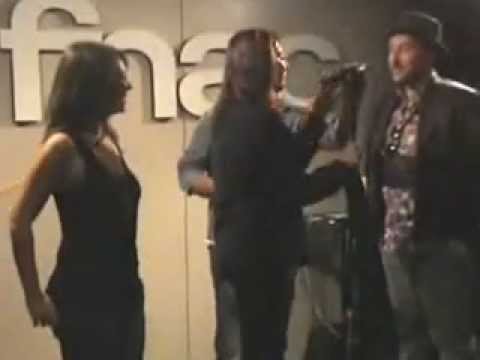 Eleonora Magnifico "Sono Venuta pure  alla Fnac di  Milano" 1a parte