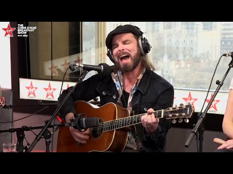 Gaz Combes - The Girl Who Fell To Earth (Live on the Chris Evans Breakfast Show with Sky)