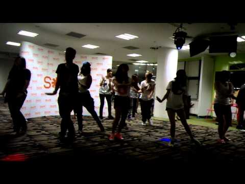 120921 KPOP Dance Off Vol 27: KARA - Step