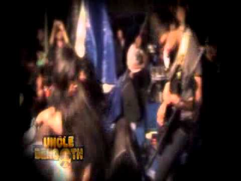 Uncle Bendoth -  Kisah Ku Dengannya ( Music On Sunday by FREAKHPHOLA  @ Mayhem Apparel )